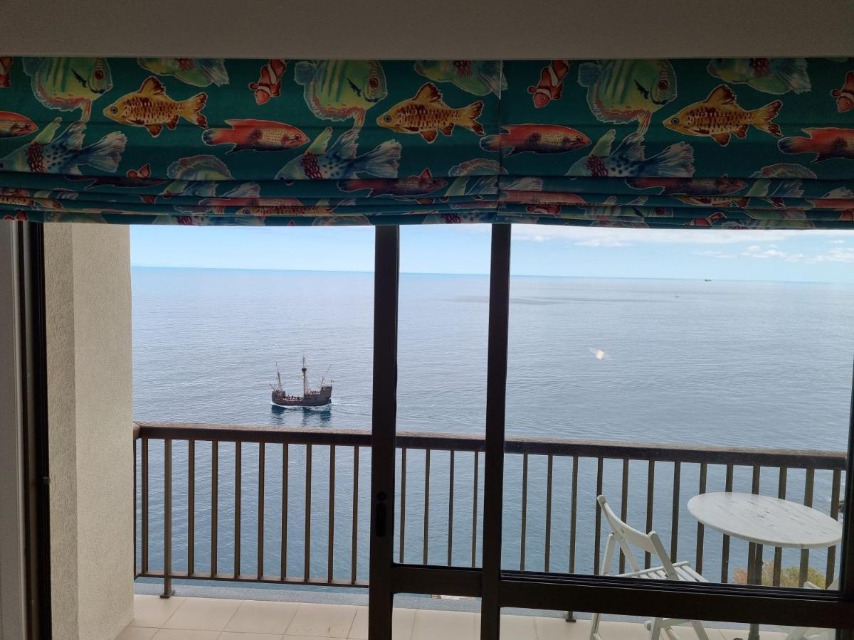 Ocean At Your Feet! 푼샬 외부 사진